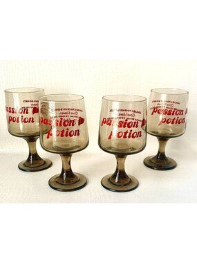 4 Vintage Passion Potion Ceasars Poconos Pennsylvania Smoked Glass Wine Glasses